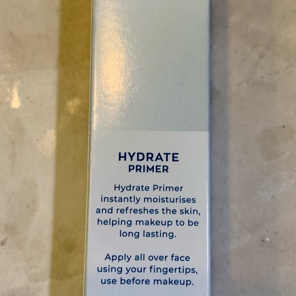 Jecca blac hydrating face primer - Picture 3 of 5